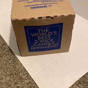 3 wick candle